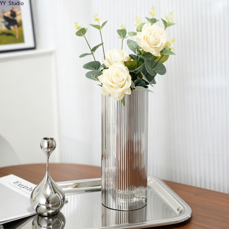 Desk Setup Minimalist - แจกันสแตนเลสหรูหราสไตล์นอร์ดิกมินิมอล ตกแต่งโต๊ะห้องนั่งเล่น จัดดอกไม้สร้างสรรค์ ตกแต่งบ้าน